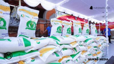 Heboh! Beras Bansos di Garut Dikorupsi